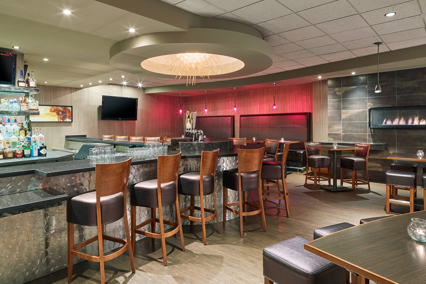 densw-beaus-lounge-2958-hor-clsc densw-beaus-lounge-2958-hor-clsc